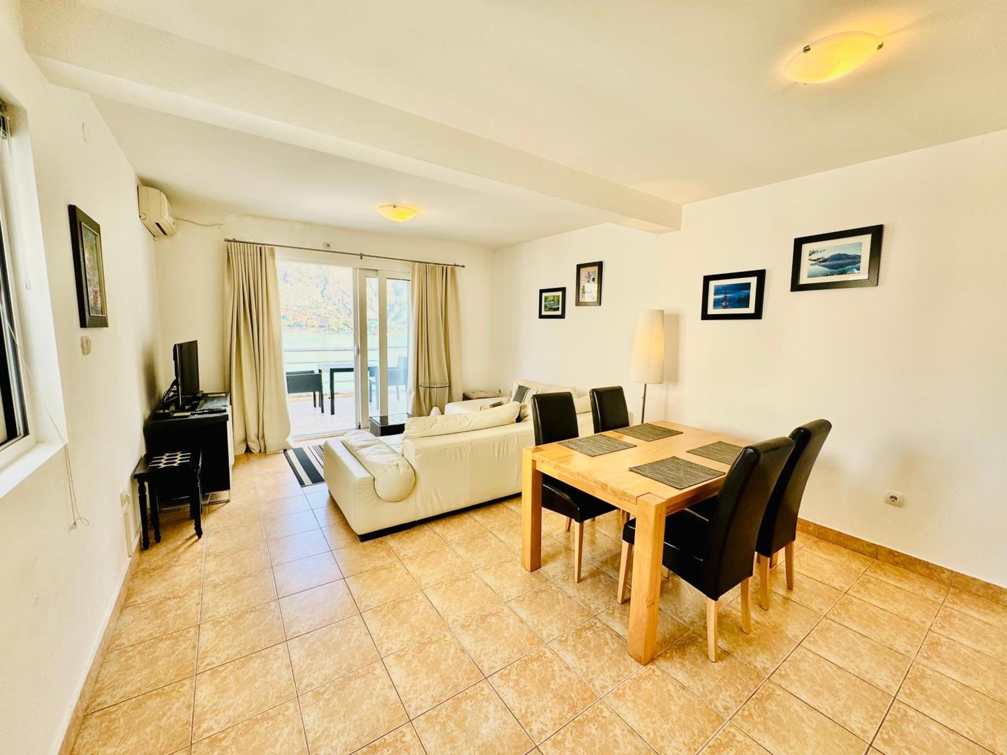 Kotor Muo Apartments C3 エクステリア 写真