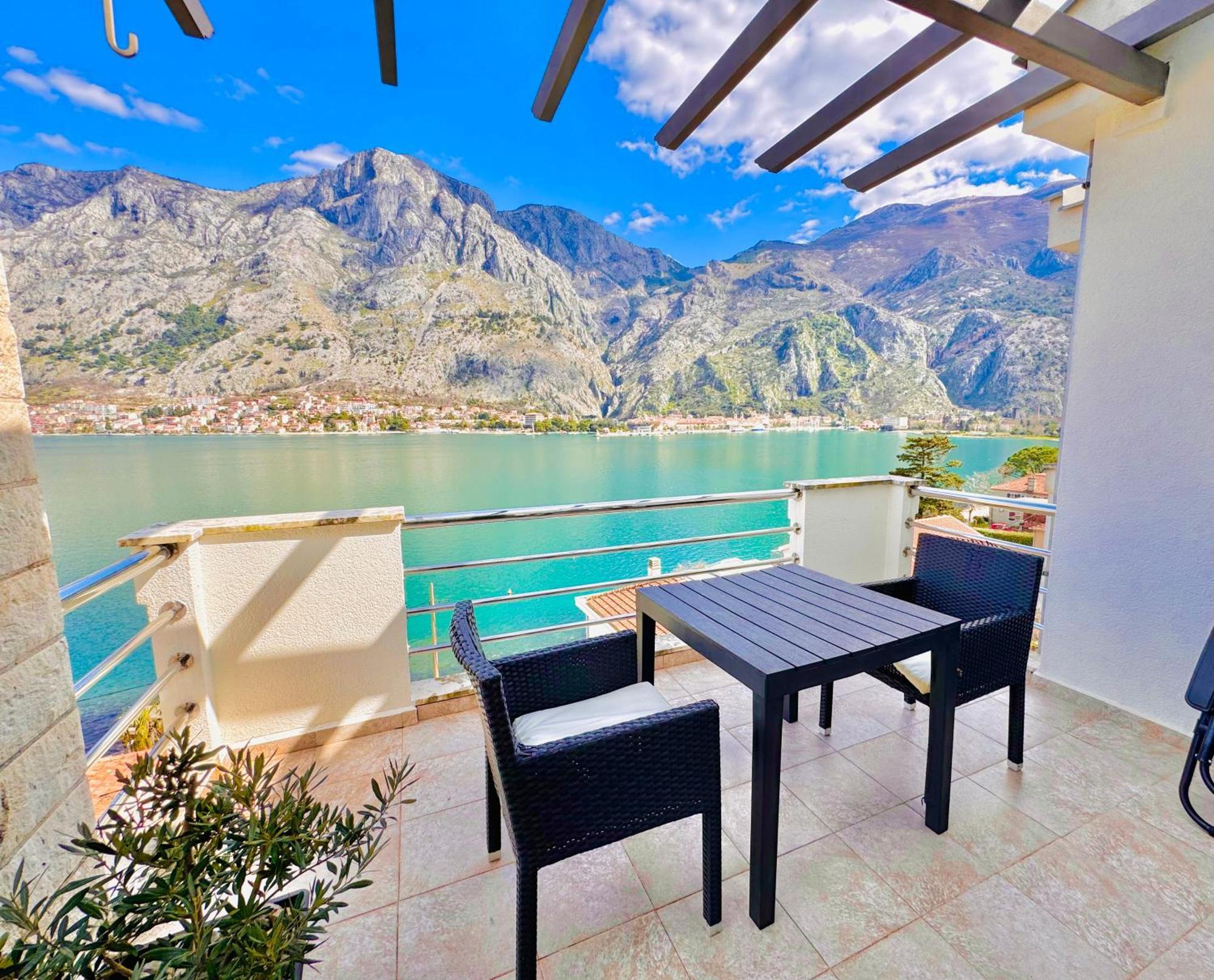 Kotor Muo Apartments C3 エクステリア 写真